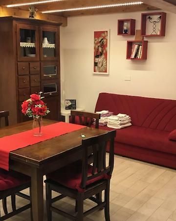 Casa Vacanze Albano 알바노라치알레 외부 사진